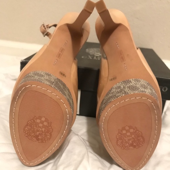 Vince Camuto VC-Leala Petal Slingback Stilettos - Picture 4 of 7